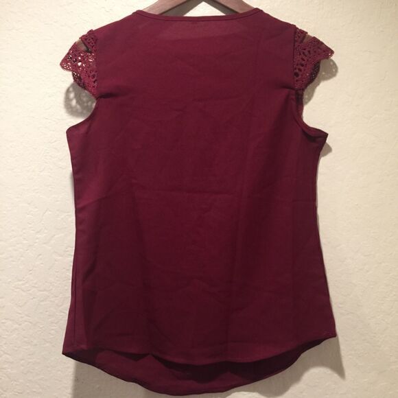 Burgundy Crochet Lace Cap sleeve Blouse Sm Pleated - Picture 4 of 4